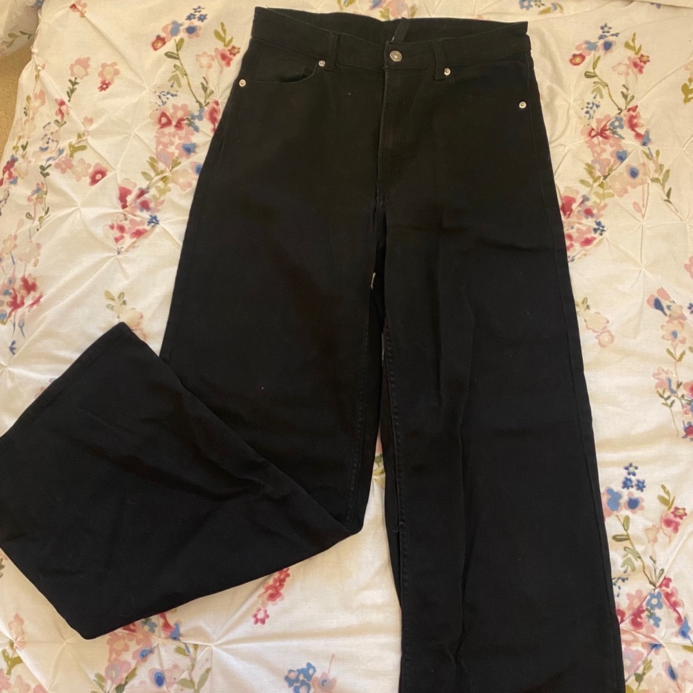 H&M Black Jeans